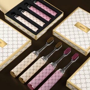 ست ۴ عددی جعبه هدیه شامل مسواک‌ با پودر پلاتینیوم