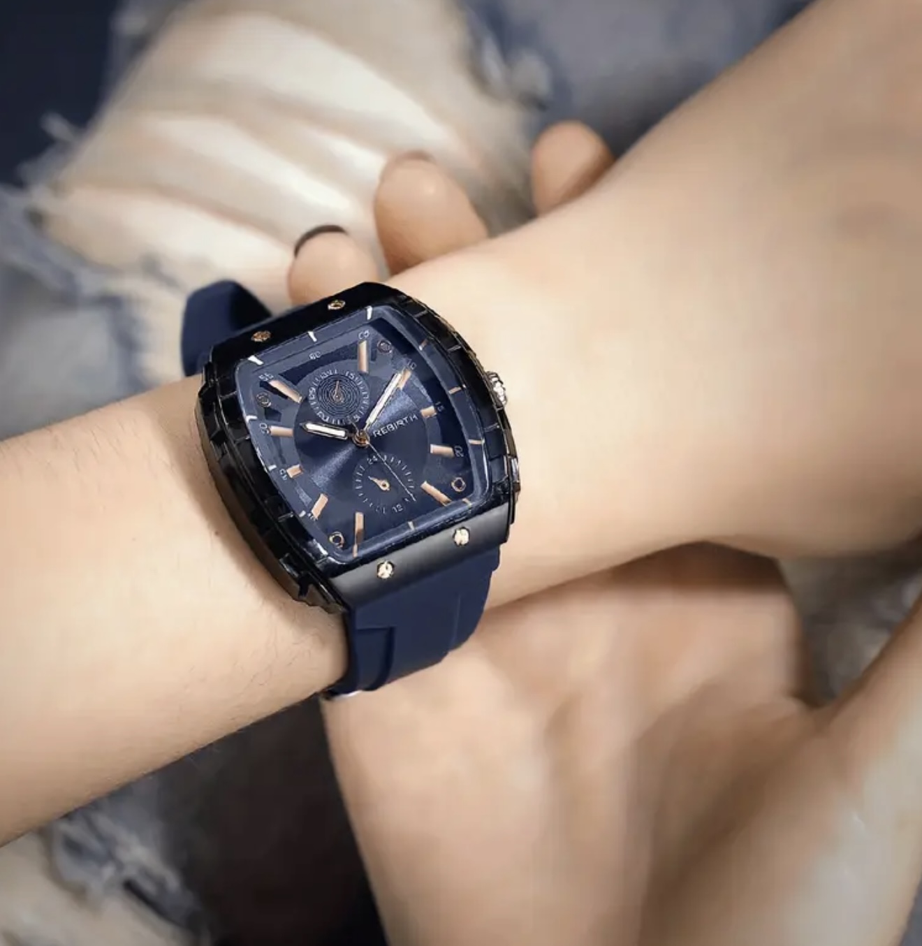 ساعت مچی کوارتز شیک یونیسکس - Image 11