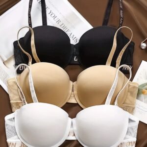 سه عدد سوتین زنانه با کاپ قالب‌دار صاف