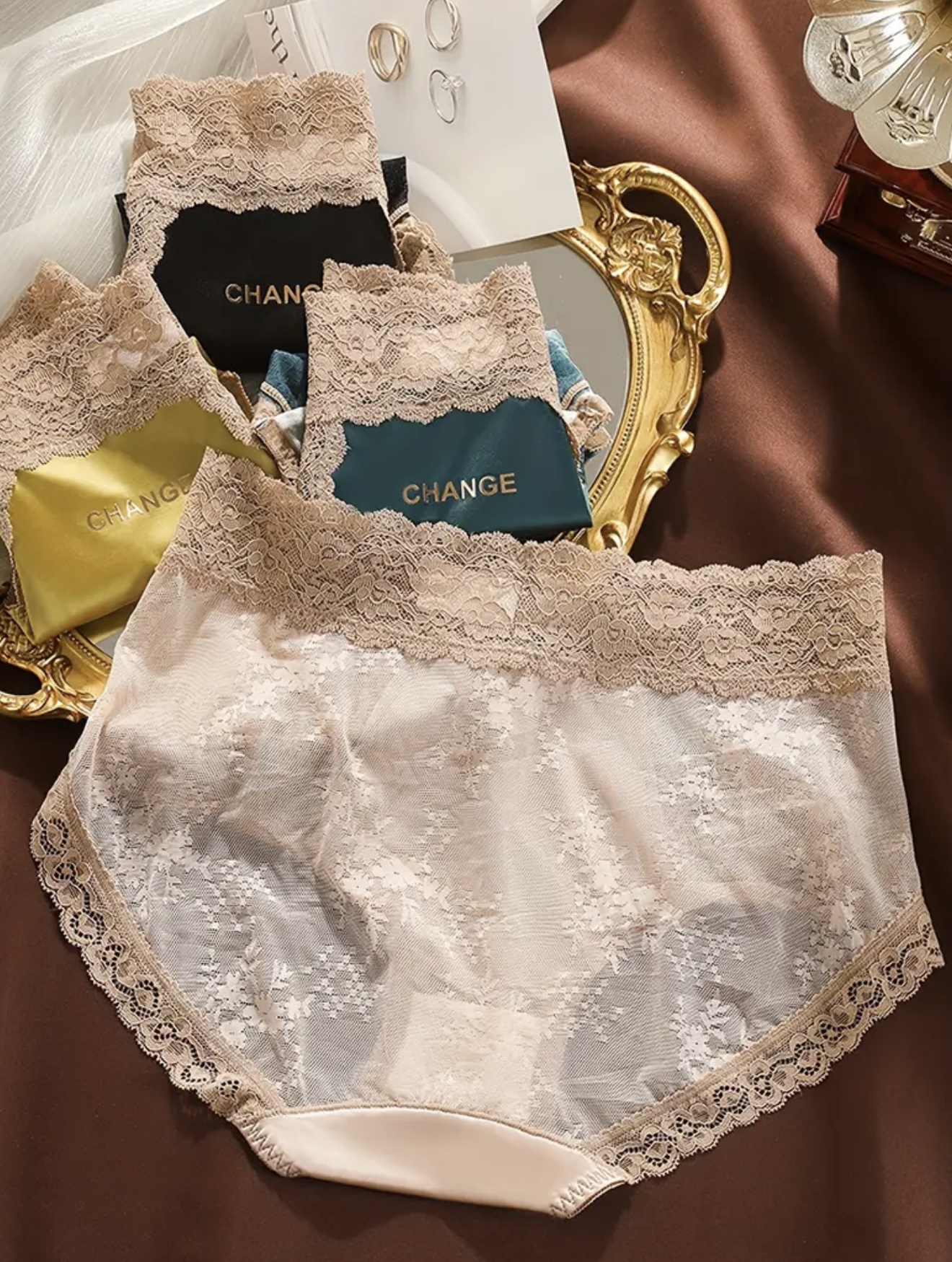 پنج عدد شورت زنانه شیک از ساتن و دانتل - Image 5