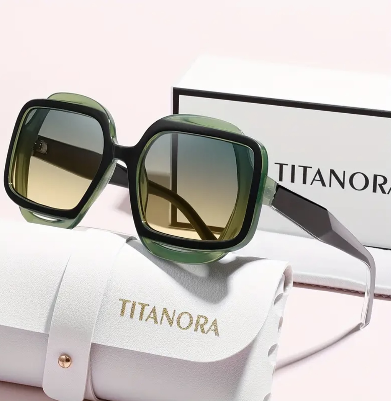 عینک با الهام از سبک وینتیج، دارای لولاهای فلزی و فریم قرمز، با طراحی هنری و لنزهای PC - Image 6