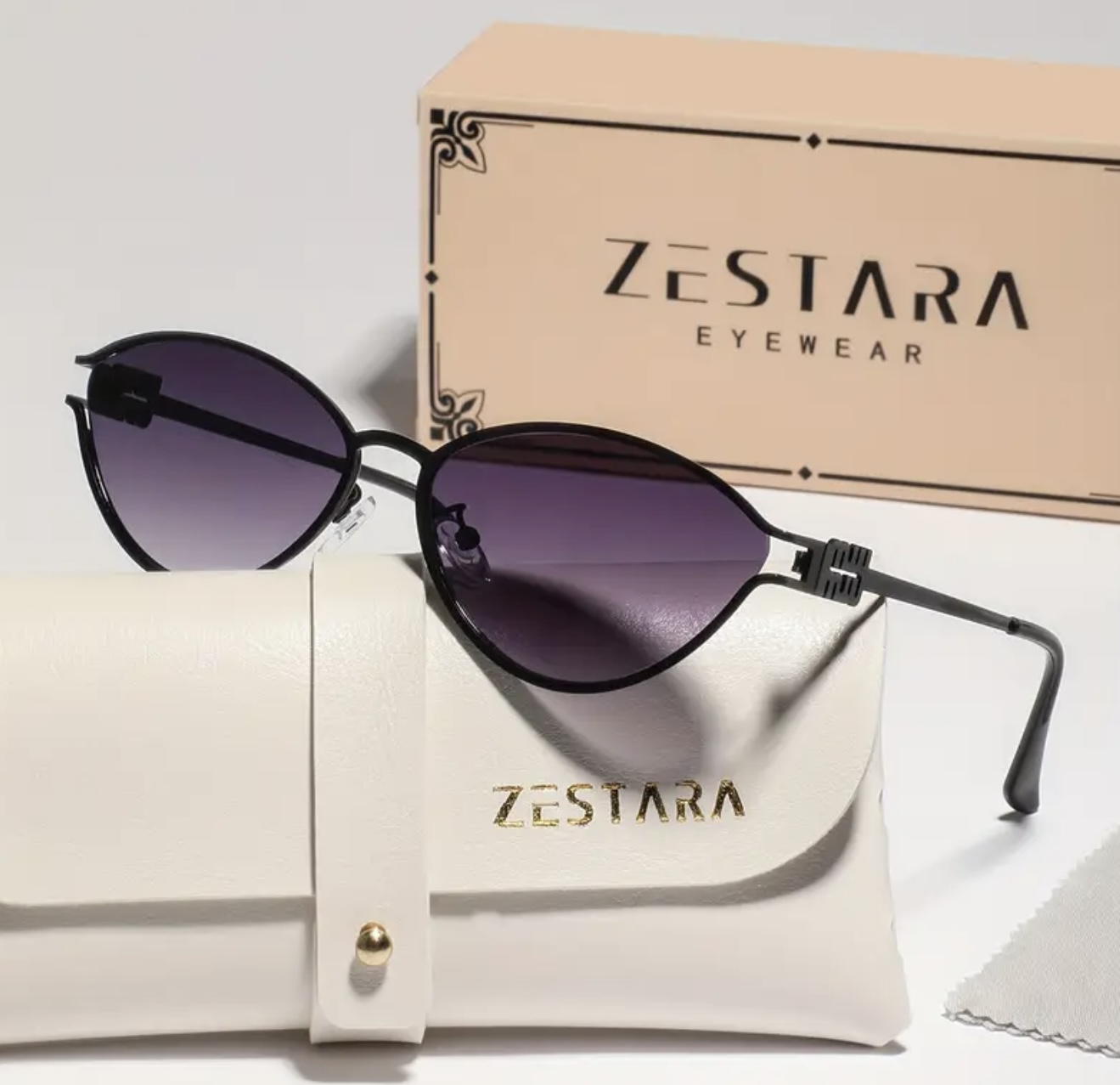 عینک فشن فلزی چشمگربهای بیضی با طراحی توخالی