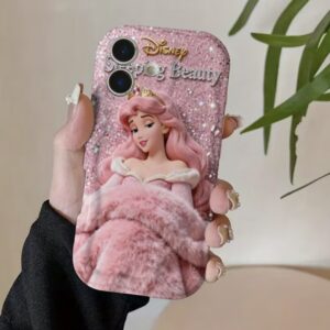 قاب گوشی موبایل از سری دیزنی با تم «آروورا از زیبای خفته با جلوه‌ای صورتی و ظریف»، قابل سفارش  با تمام مدل‌های آیفون