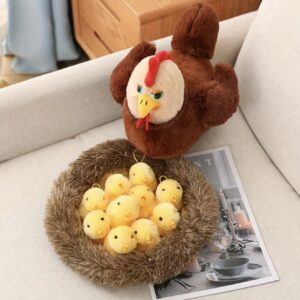 عروسک پولیشی شامل مرغ مادر، مرغداری و ۱۰ جوجه کوچک اسباب‌بازی