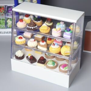 کابینت کیک مینیاتوری خانه عروسکی چندطبقه به‌همراه خوراکی‌های مینیاتوری