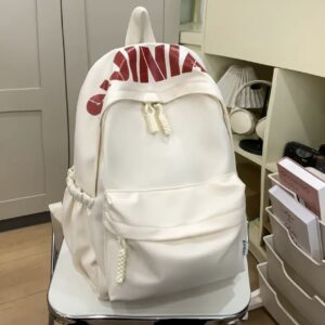 کوله‌پشتی زنانه شیک سبک، با بندهای قابل تنظیم و طراحی تاشو