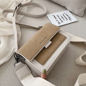 شیک از چرم مصنوعی با بند قابل تنظیم