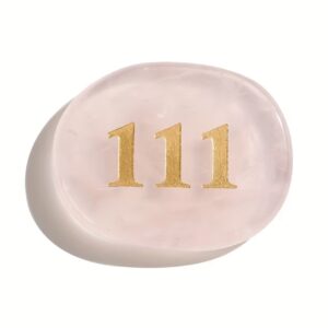 کریستال طبیعی منحصربه‌فرد حکاکی‌شده با عدد فرشته