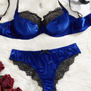 ست شورت سوتین زنانه مخملی توری دوزی شده