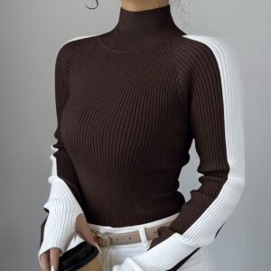 یقه‌اسکی نرم و راحت با طراحی بلوک‌رنگی