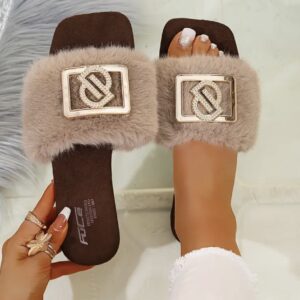 صندل پشمی زنانه – بسیار گرم و راحت دارای زیره لاستیکی ضدلغزش