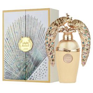 ادکلن لوکسAfeef Eau de Parfum – Lattafa، حجم ۱۰۰ میل – عطری گلی، تازه و کمی شیرین با حس گرم و لوکس و ماندگاری بسیار بالا شروعی تازه و میوه‌ای-ادویه‌ای، قلبی گلی و لطیف و پایه‌ای گرم، شیرین و چوبی، ماندگار و شیک