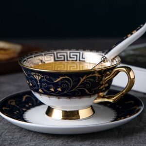 ست چای طلایی ۳ تکه شامل: فنجان، نعلبکی، قاشق