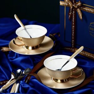ست چای طلایی ۳ تکه  شامل: فنجان، نعلبکی، قاشق
