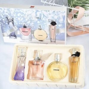 ست عطر زنانه لوکس – ۴ عددی با رایحه گلی و تازه و ماندگاری بالا