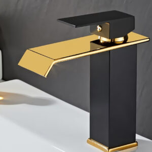 شیر روشویی آبشاری لوکس با سبک گلام، ساخته‌شده از استیل ضدزنگ ۳۰۴، با روکش کروم، دارای کارتریج سرامیکی