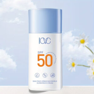 ضدآفتاب با SPF 50، لوسیون مرطوب‌کننده سبک و غیرچرب با محافظت طیف گسترده UVA/UVB، کیفیت بالا با ماندگاری