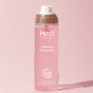 اسپری تثبیتکننده مرطوبکننده با رایحه گل، حاوی عصاره سانتلا آسیاتیکا و اسید هیالورونیک، مناسب برای ماندگاری طولانی آرایش، بافت سبک و طبیعی