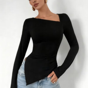 بلوز زنانه آستین بلند جذب با طراحی نامتقارن و شیک