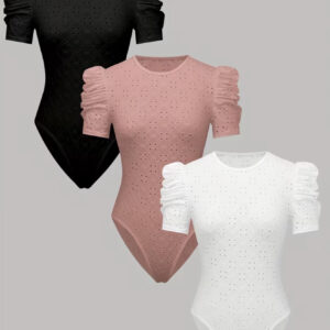 ست ۳ تکه بادی زنانه به سبک اروپایی و آمریکایی، با آستین پفی و طرح وینتیج، دارای برشهای توری فیت جذب